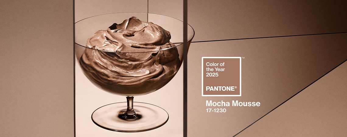 Find interiør og boligindretning i Pantone's Mocha Mousse farve